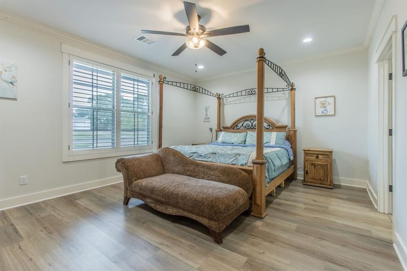 210 Pamela Avenue, Waco TX 76705 - Photo 8