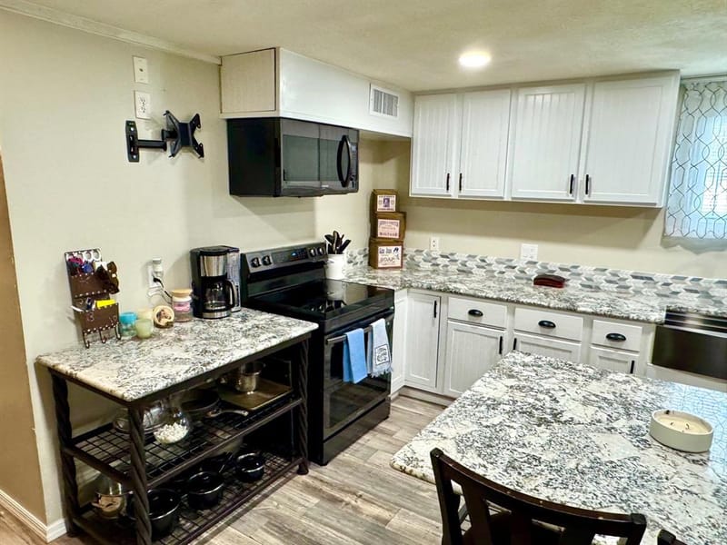8690 E FM 922 Highway, Valley View TX 76272 - Photo 6