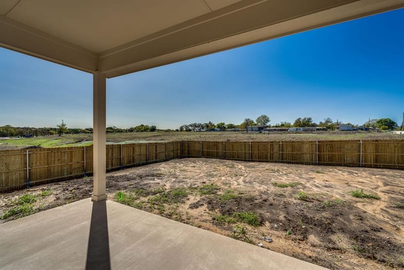 320 E Marshall Court, Palmer TX 75152 - Photo 9