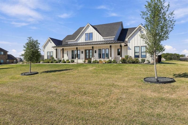 222 Magnolia Drive, Van Alstyne TX 75495 - Photo 2