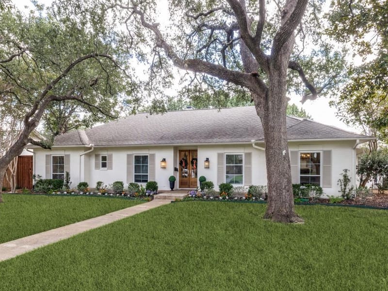 4448 Hallmark Drive, Dallas TX 75229 - Photo 2