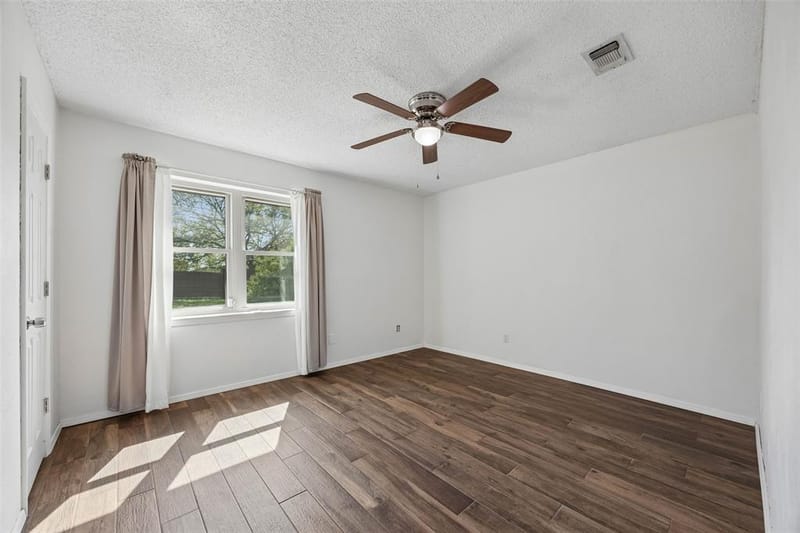 7837 Gaston Avenue, Fort Worth TX 76116 - Photo 20