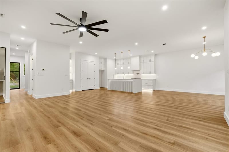 6907 Mohawk Drive, Dallas TX 75235 - Photo 7