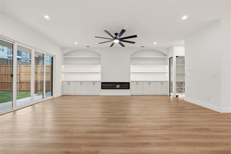 6907 Mohawk Drive, Dallas TX 75235 - Photo 8