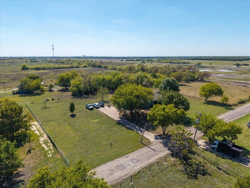 4715 Dell Drive, Greenville TX 75401 - Photo 27