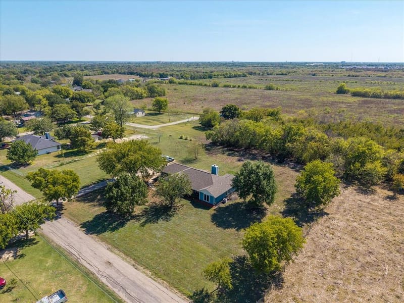 4715 Dell Drive, Greenville TX 75401 - Photo 28
