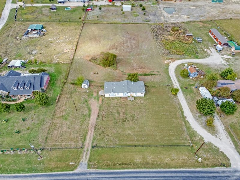 5986 County Road 593, Nevada TX 75173