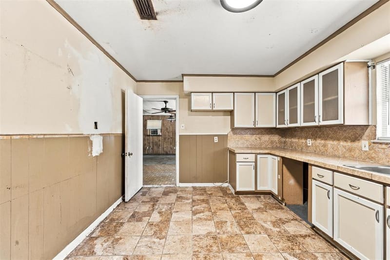 1407 Berkshire Street, Waco TX 76705 - Photo 7