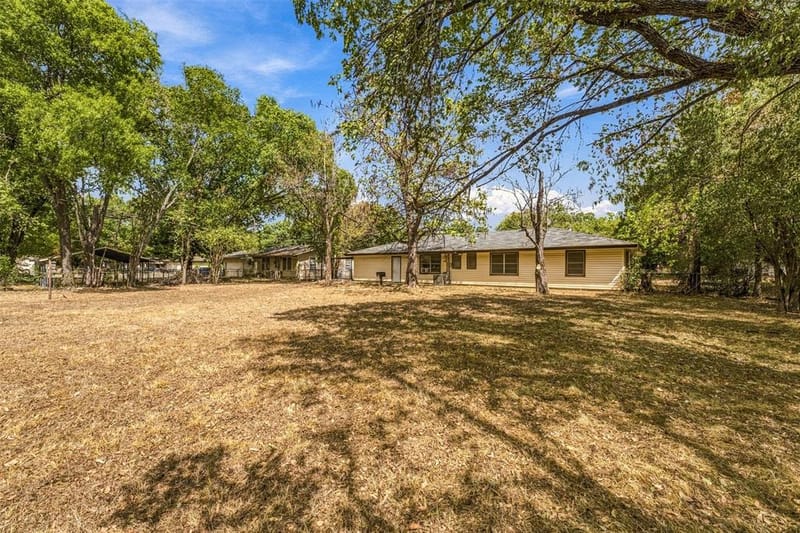 1407 Berkshire Street, Waco TX 76705 - Photo 25