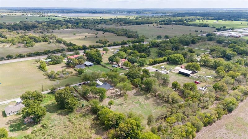 5288 County Road 2248, Greenville TX 75402 - Photo 31
