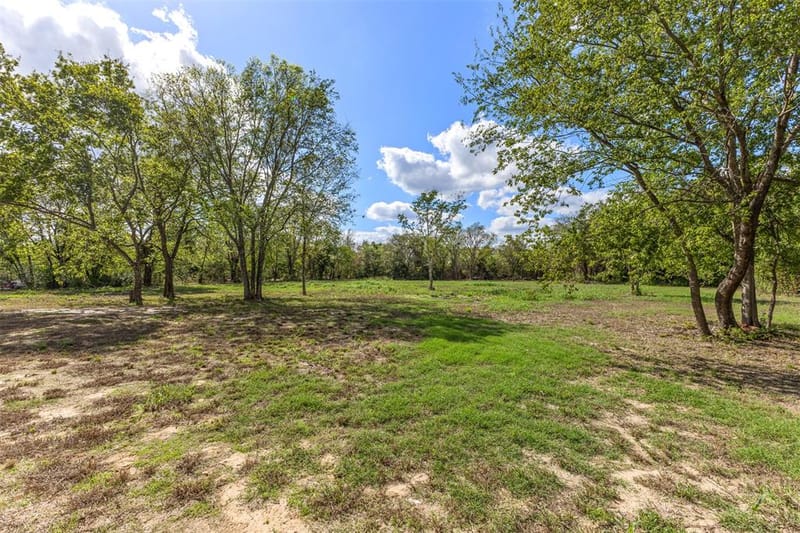 5288 County Road 2248, Greenville TX 75402 - Photo 25
