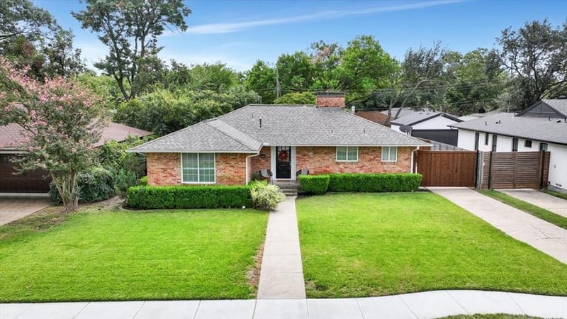 6452 Highgate Lane, Dallas TX 75214 - Photo 2