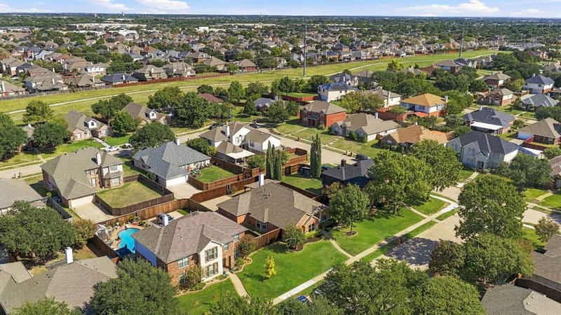 5419 Wellington Drive, Richardson TX 75082 - Photo 4