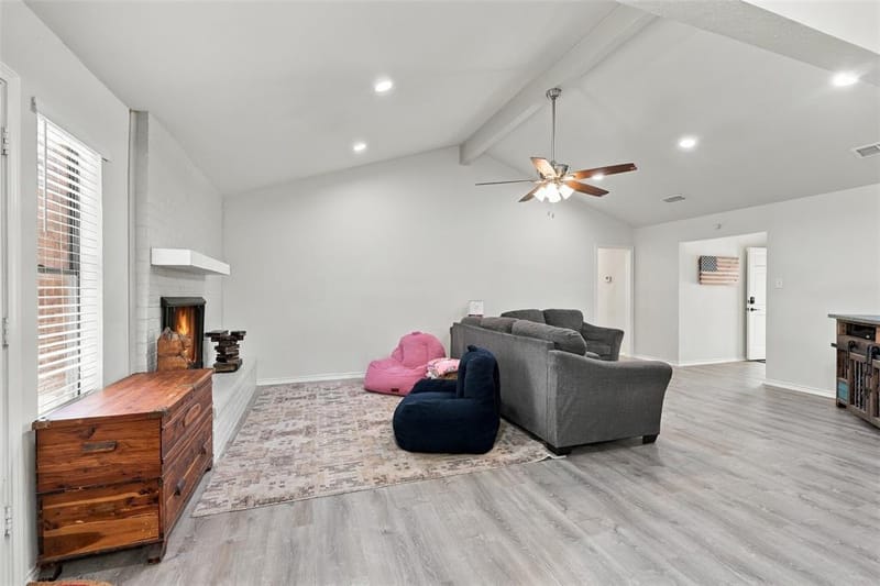 228 Meadowhill Drive, Benbrook TX 76126 - Photo 13