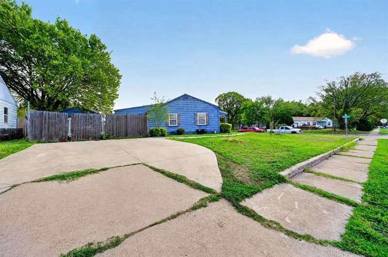 318 Charles Drive, Irving TX 75060 - Photo 27