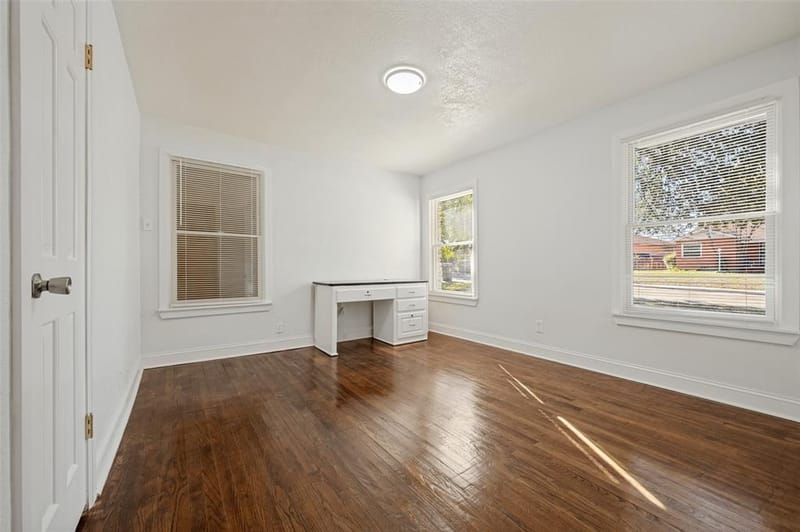 2626 Crest Avenue, Dallas TX 75216 - Photo 20