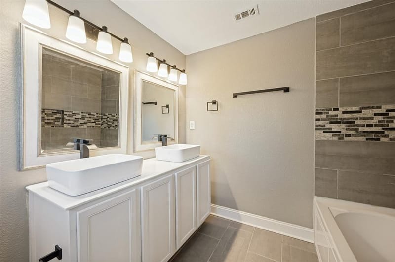 2626 Crest Avenue, Dallas TX 75216 - Photo 8