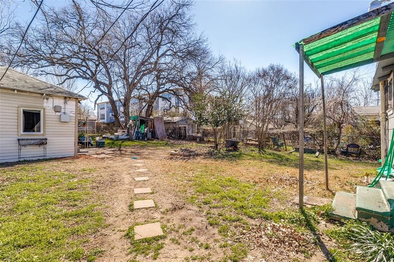 2252 Mail Avenue, Dallas TX 75235 - Photo 7