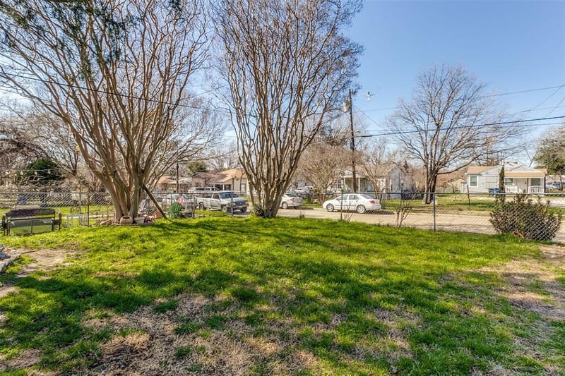 2252 Mail Avenue, Dallas TX 75235 - Photo 3