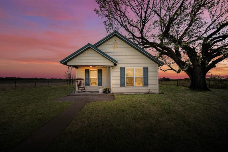 3913 Fm1956, Nocona TX 76255 - Photo 4