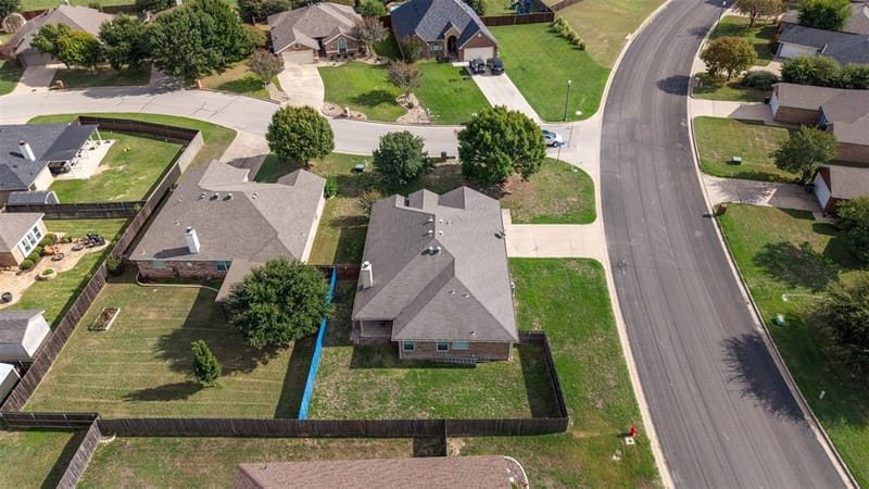 301 Wintergreen Court, Weatherford TX 76085 - Photo 31