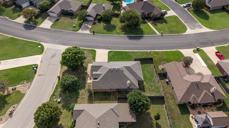 301 Wintergreen Court, Weatherford TX 76085 - Photo 29