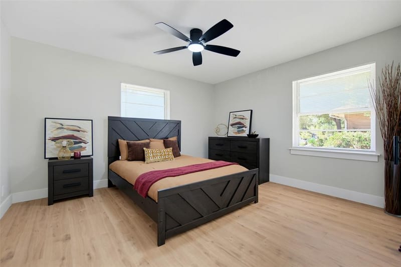 3049 Latham Drive, Dallas TX 75229 - Photo 16