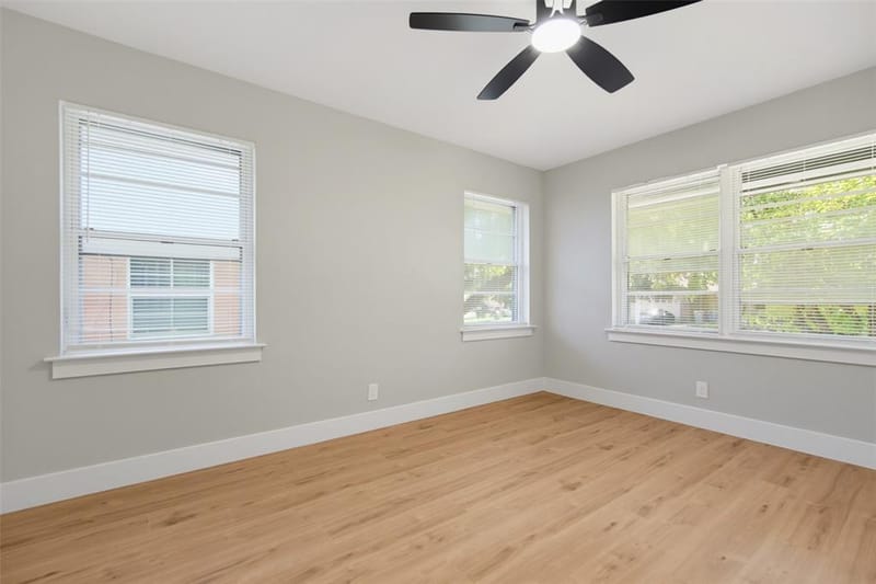 3049 Latham Drive, Dallas TX 75229 - Photo 22