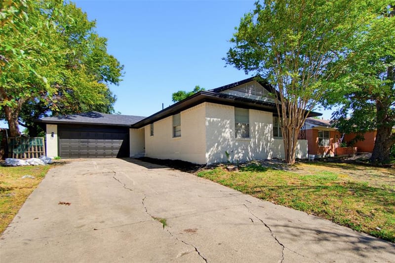 3049 Latham Drive, Dallas TX 75229