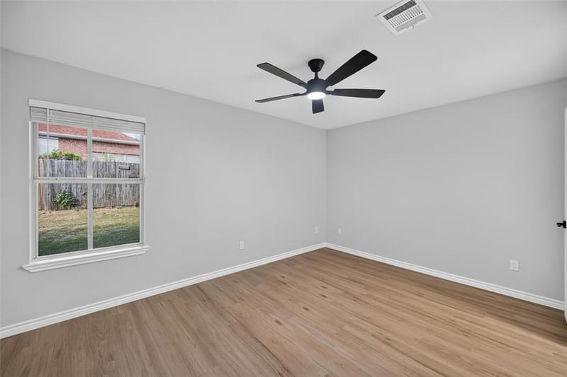 2440 Ranchview Drive, Grand Prairie TX 75052 - Photo 18