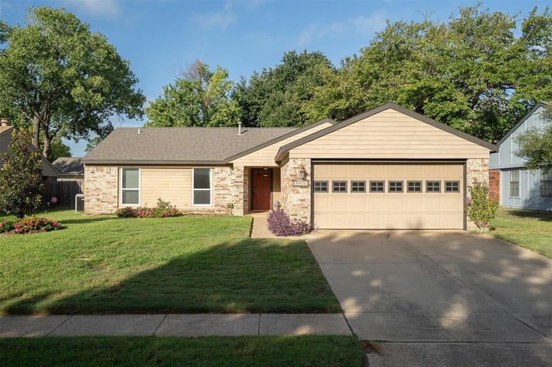 3911 White Oak Court, Flower Mound TX 75028