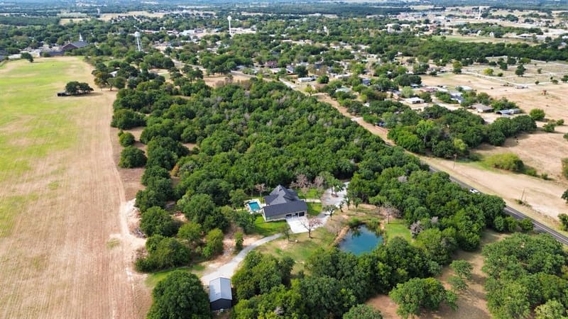 124 N Fm 1655, Alvord TX 76225 - Photo 40