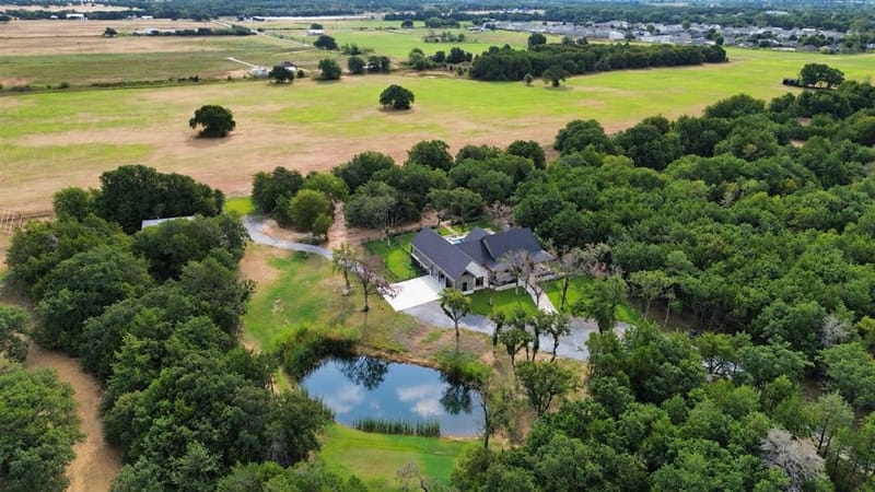 124 N Fm 1655, Alvord TX 76225 - Photo 39