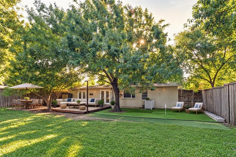 9711 E Lake Highlands Drive, Dallas TX 75218 - Photo 2
