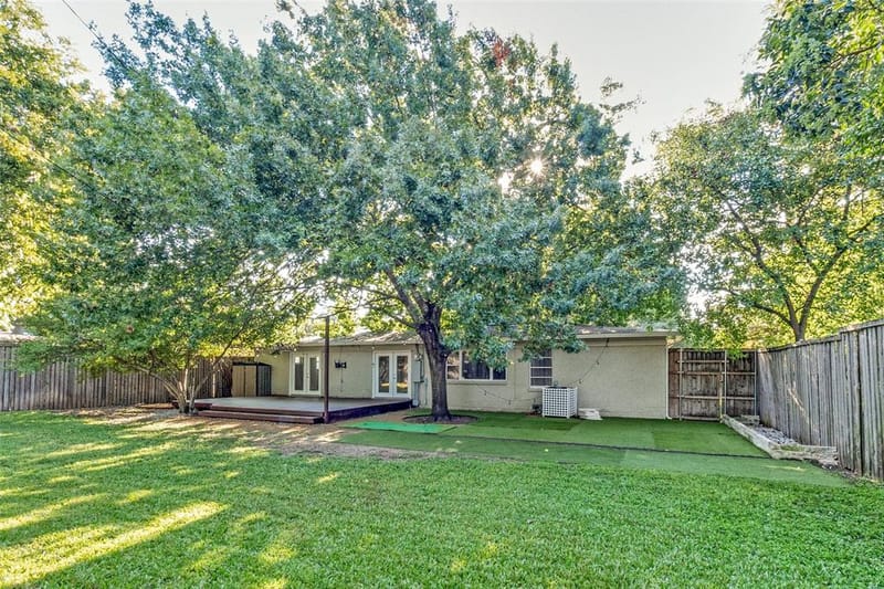 9711 E Lake Highlands Drive, Dallas TX 75218 - Photo 20