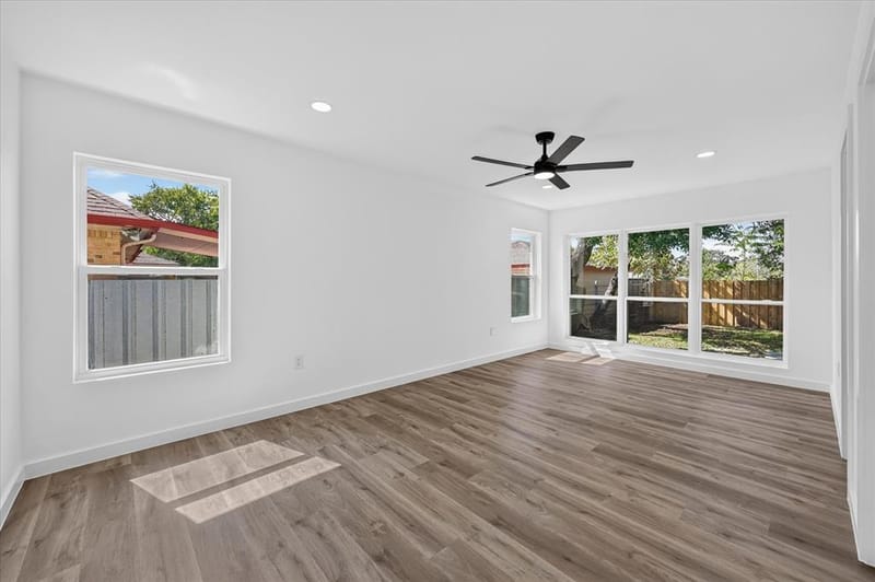 2009 Las Cruces Lane, Dallas TX 75217 - Photo 12