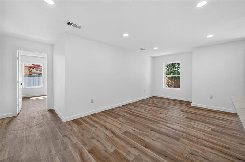 2009 Las Cruces Lane, Dallas TX 75217 - Photo 7
