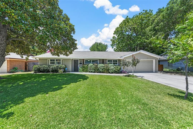 6108 Trail Lake Drive, Fort Worth TX 76133