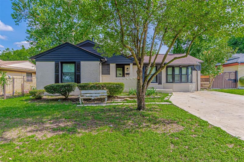 2618 Centerville Road, Dallas TX 75228 - Photo 2