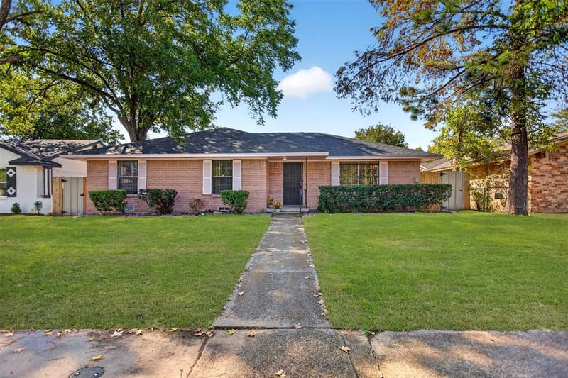 9610 Jennie Lee Lane, Dallas TX 75227 - Photo 3