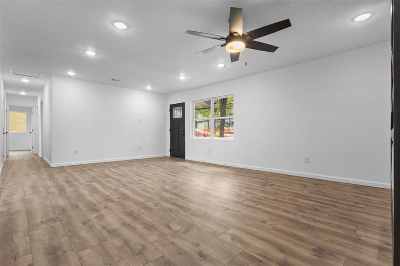 4813 Alandale Drive, Forest Hill TX 76119 - Photo 3