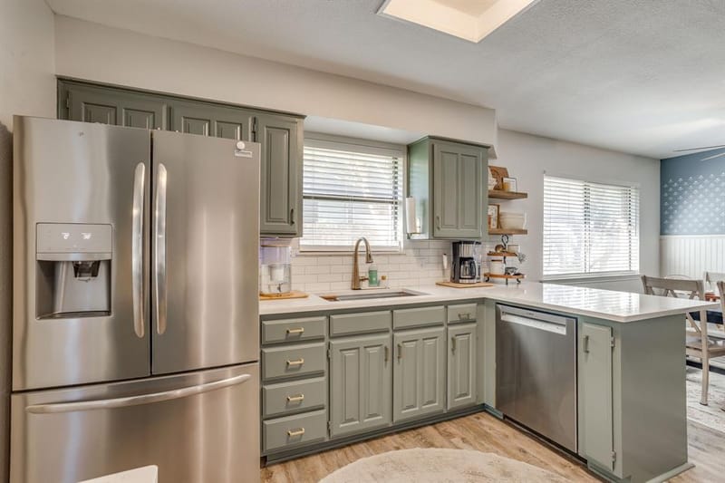 6015 Kenilworth Drive, Arlington TX 76001 - Photo 17