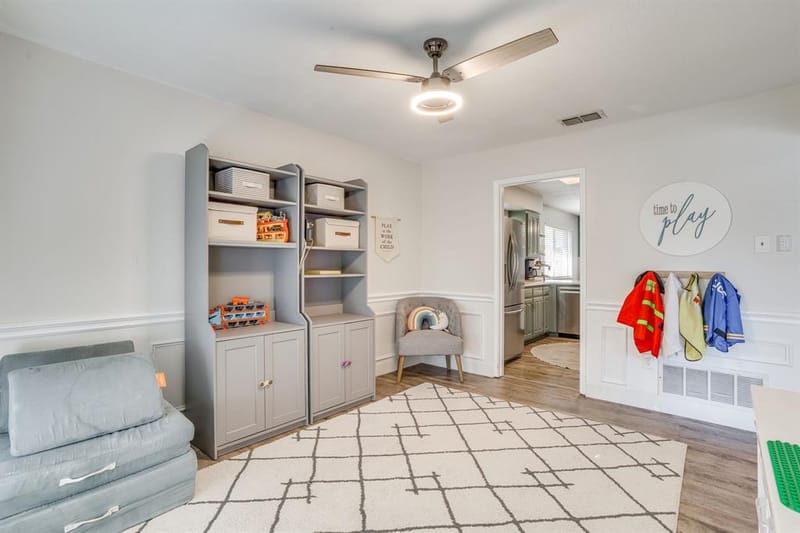 6015 Kenilworth Drive, Arlington TX 76001 - Photo 12