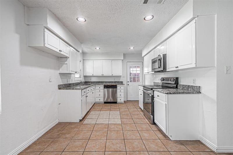 2510 Bluffton Drive, Dallas TX 75228 - Photo 9