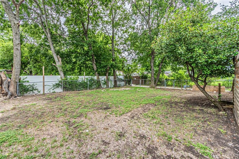 2510 Bluffton Drive, Dallas TX 75228 - Photo 37