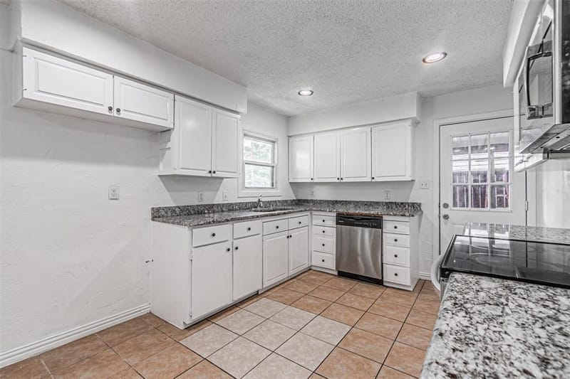 2510 Bluffton Drive, Dallas TX 75228 - Photo 11