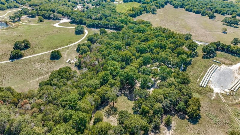 3187 County Road 343, Forestburg TX 76239 - Photo 3