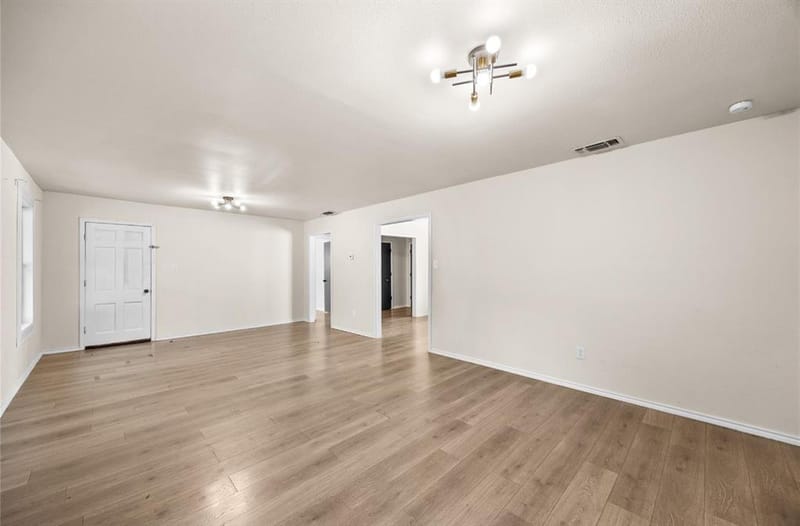 905 Mckinney Avenue, Princeton TX 75407 - Photo 3