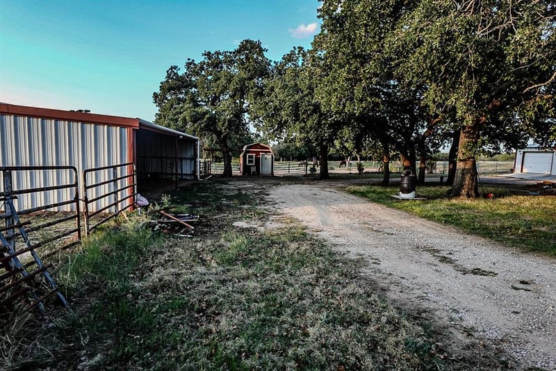 7001 Highway 6, De Leon TX 76444 - Photo 5