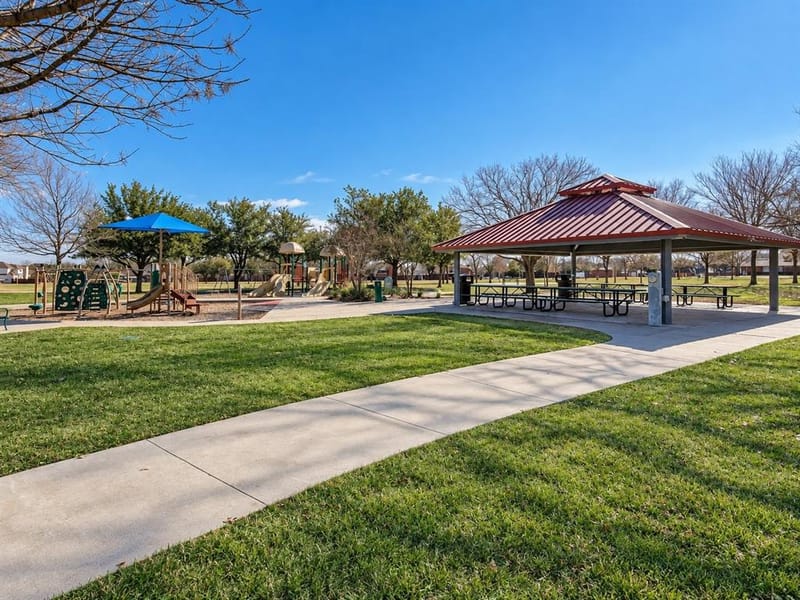 2609 Antlers Court, Plano TX 75025 - Photo 4